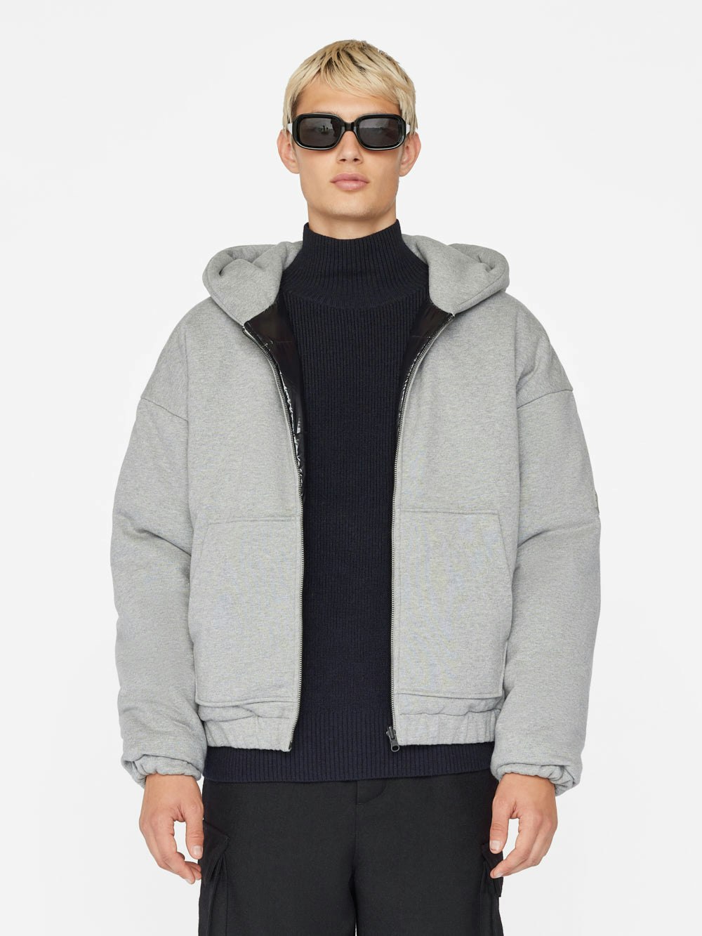 hoodie front view alt:hover